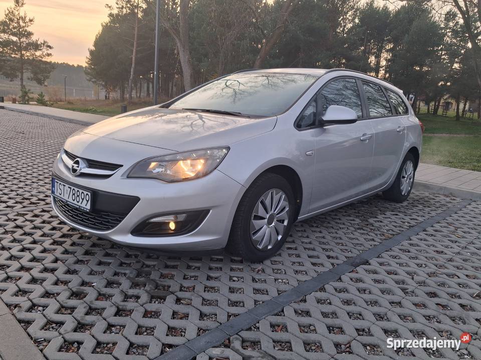 Opel Astra J 14 LPG Kombi 2014r Astra Starachowice