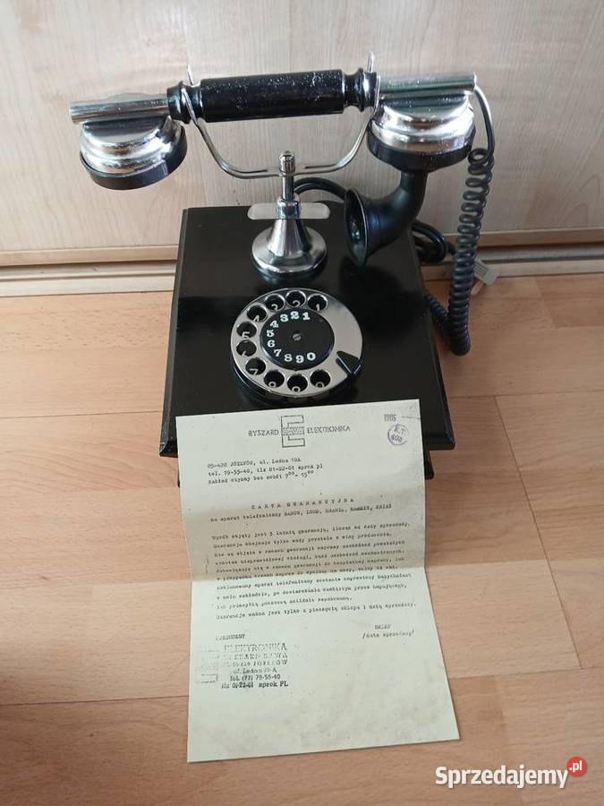 Polski telefon w stylu Design