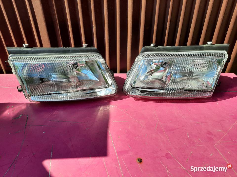 Volkswagen Passat b5 97 komplet lamp przednich Pruszków sprzedam