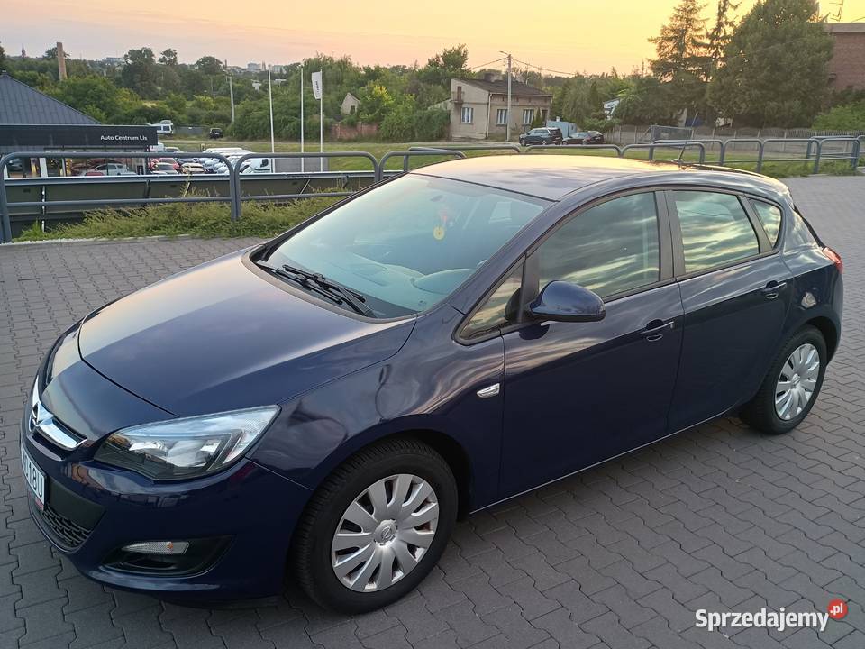 Opel Astra J 5drzwi z 201314r 14i benzyna 62000 100KM