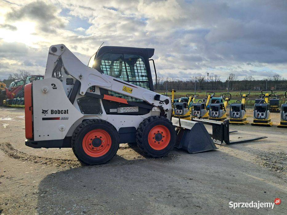 Miniładowarka BOBCAT S 530 14r 28t 130 S 100 220 Sułów