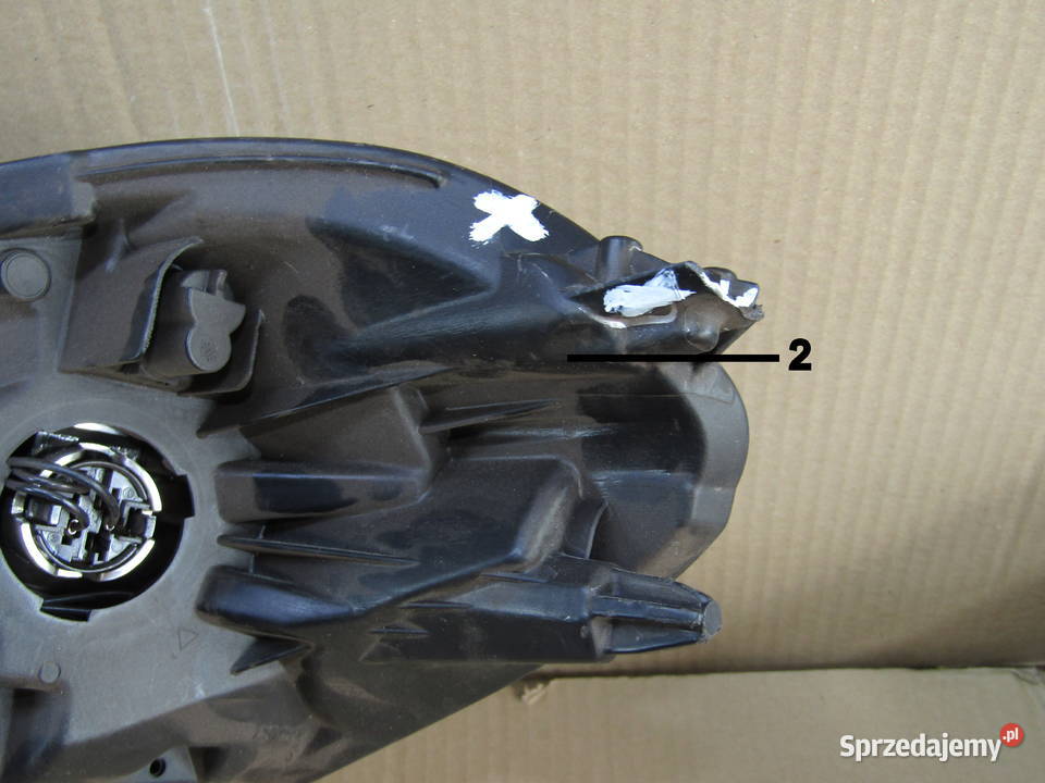 LAMPA PRZEDNIA PRAWA OPEL CORSA E 13381336RH
