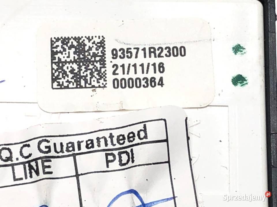 PRZEŁĄCZNIK SZYB KIA SPORTAGE V 93571R2300 SUV