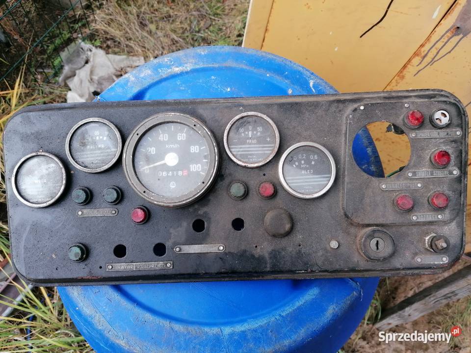 Deska rozdzielcza do samochodu Skarżysko-Kamienna