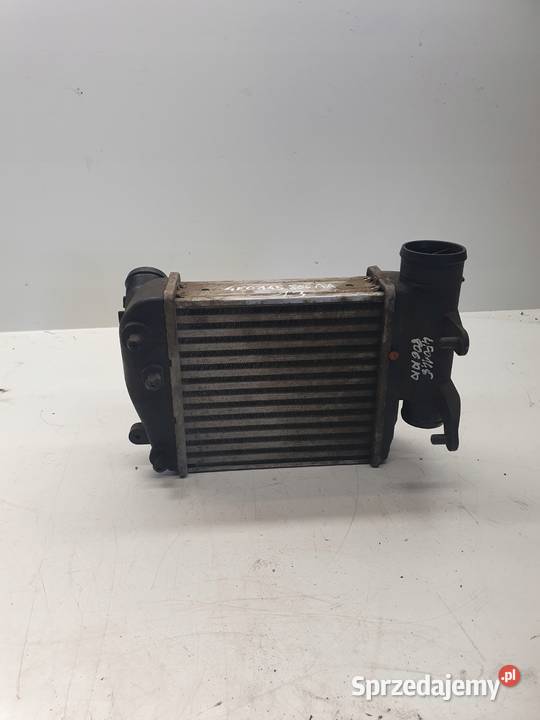 INTERCOOLER CHŁODNICA AUDI A6 C6 30 4F0145806AA osobowe Przystajń