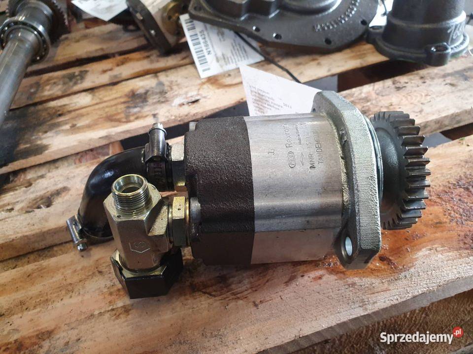 POMPA HYDRAULICZNA TRAKTOR VALTRA S 323