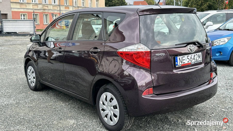 Toyota Verso S Benzyna Zarejestrowany Elbląg sprzedam