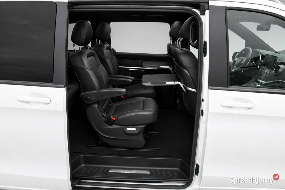 Mercedes V 250 AMG Exclusive Night 4x4 Panorama