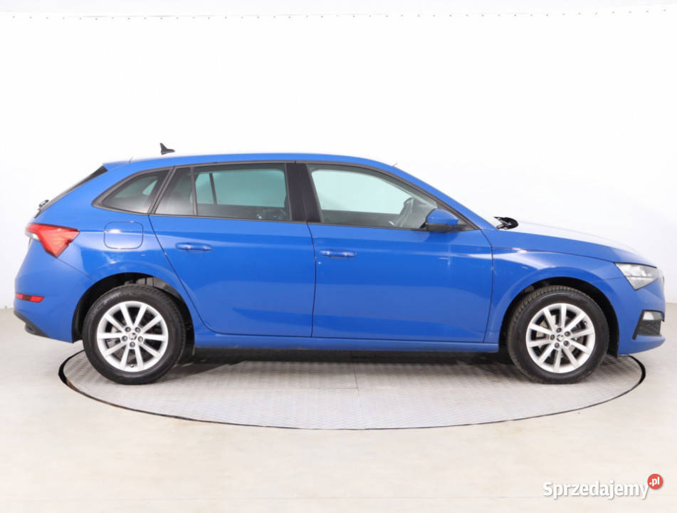 Skoda Scala 16 TDI niebieski Scala Piaseczno