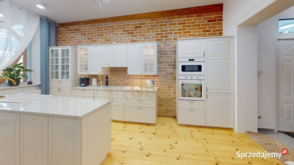 Dom jeziorem Klępnica