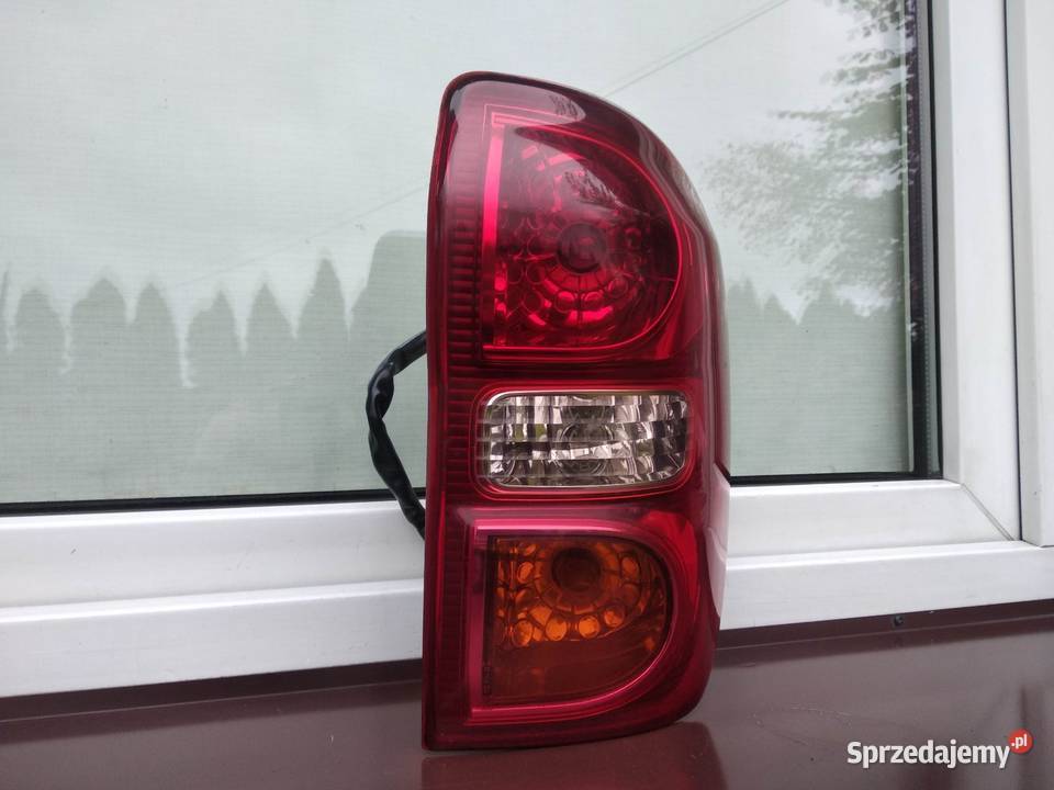 Toyota RAV4 II LIFT FL lampa tył tylna prawa łódzkie Sieradz