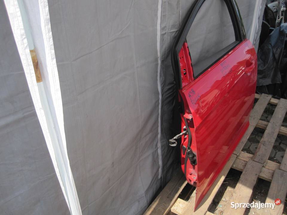 FORD FOCUS MK3 III 12r drzwi lewe przód