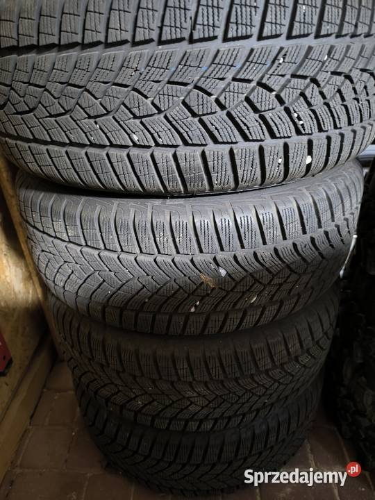 Opony zimowe Goodyear Ultragrip ICE 235x50x18 Żegocina