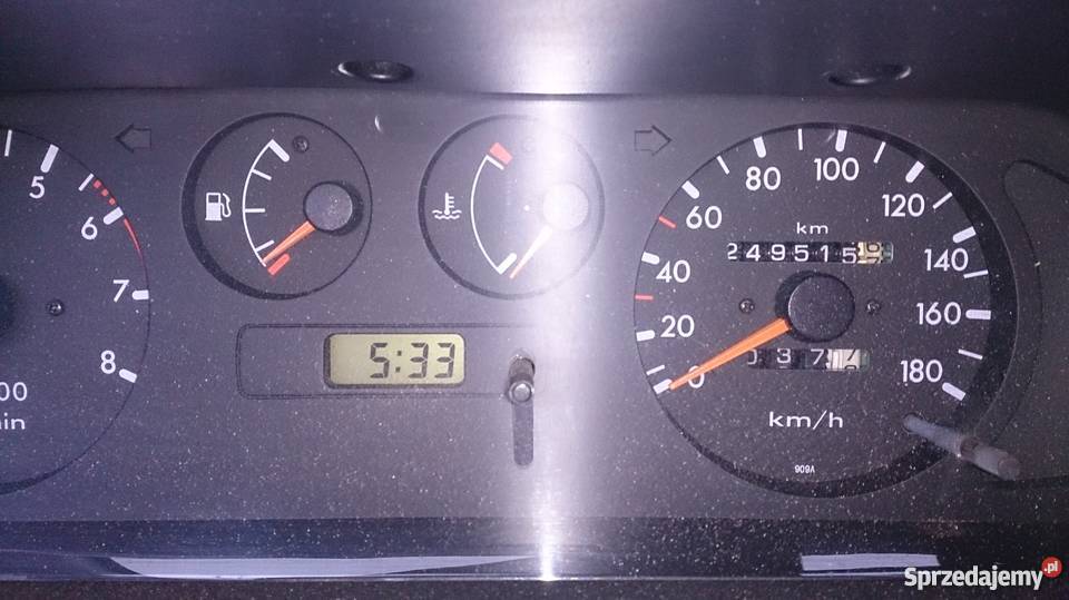 Nissan Terrano II 24 benz 3drzwiowy 1996r 2/3 Poznań