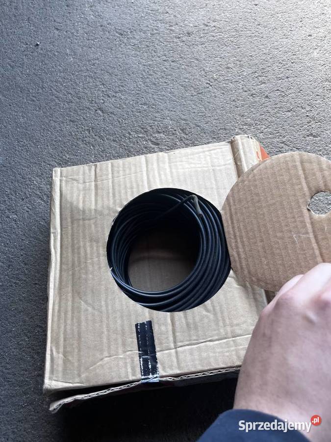 Przewód 1 żyłowy 4 mm czarny Wieleń