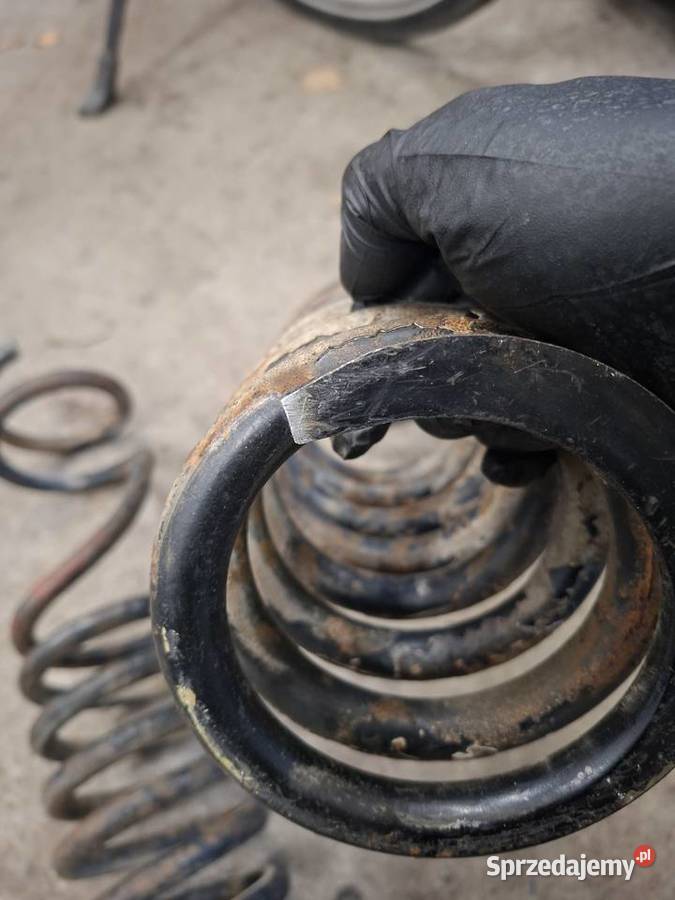 Mercedes w124 4matic sprężyny przód Lorinser Sprężyny zawieszenia