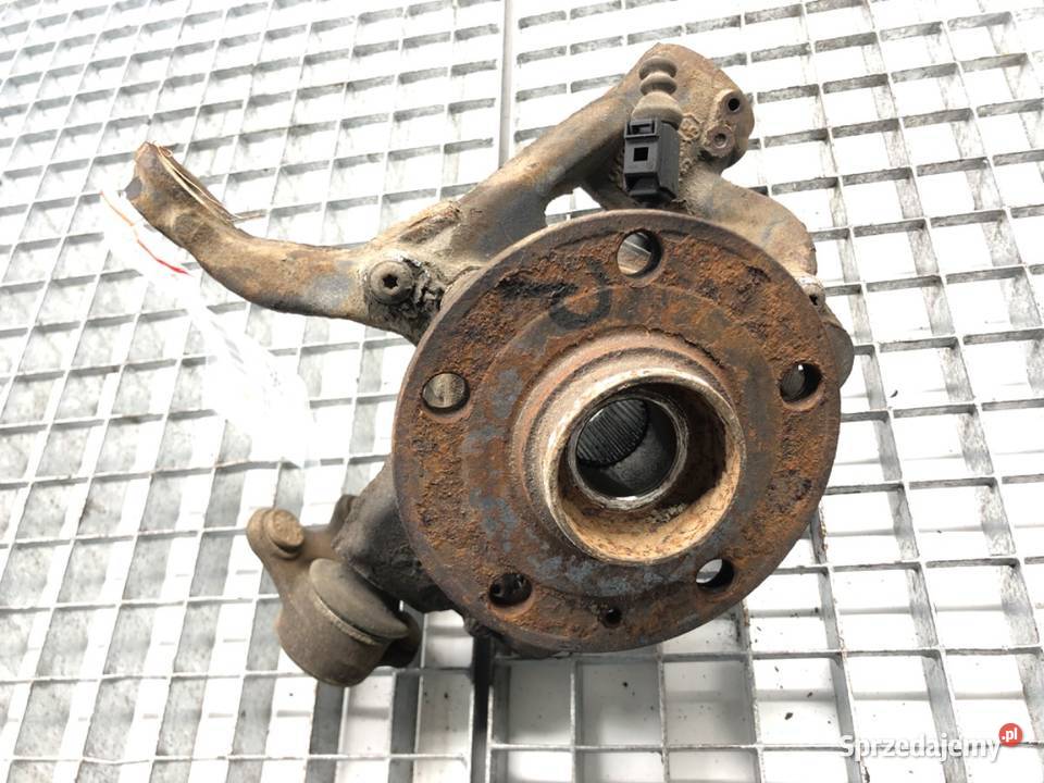 ZWROTNICA PRAWY PRZÓD SKODA OCTAVIA III 20 150 podkarpackie