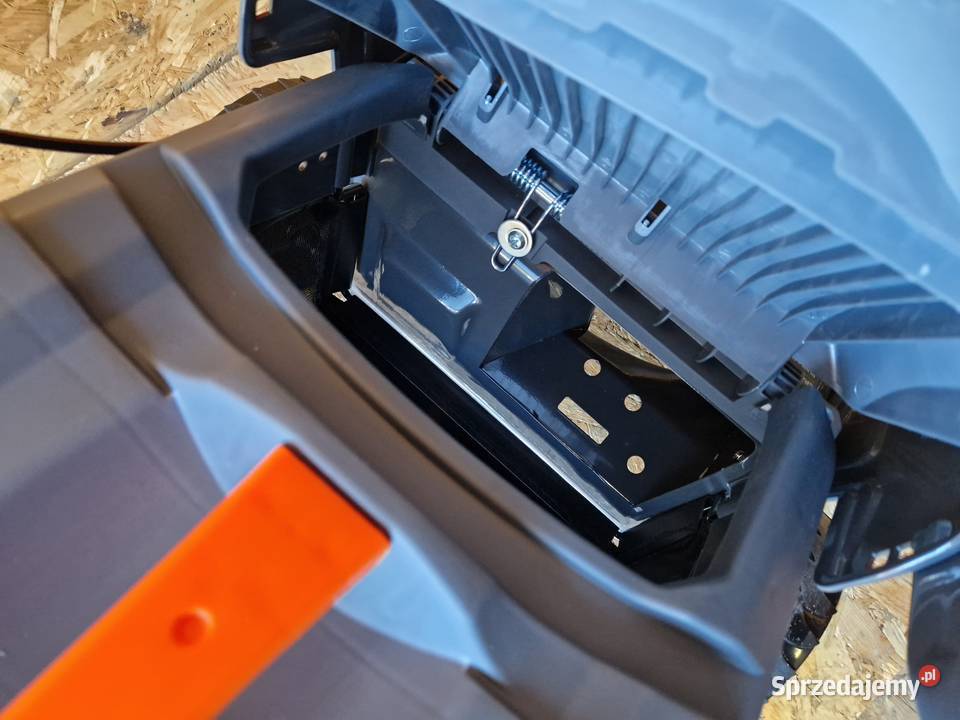 KOSIARKA SPALINOWA 8 SAMOBIEŻNA KD5084 wielkopolskie Głogowa
