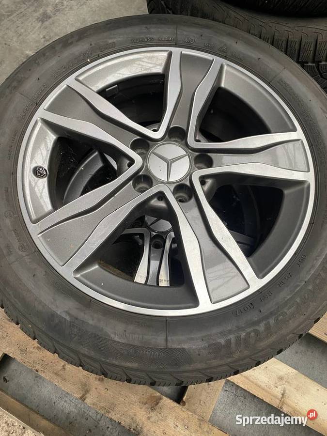 Sprzedam oryginalne felgi z oponami mercedes 205 Gliwice