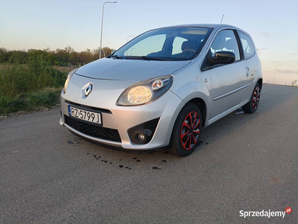 Renault Twingo 15 dCi 2010r 140