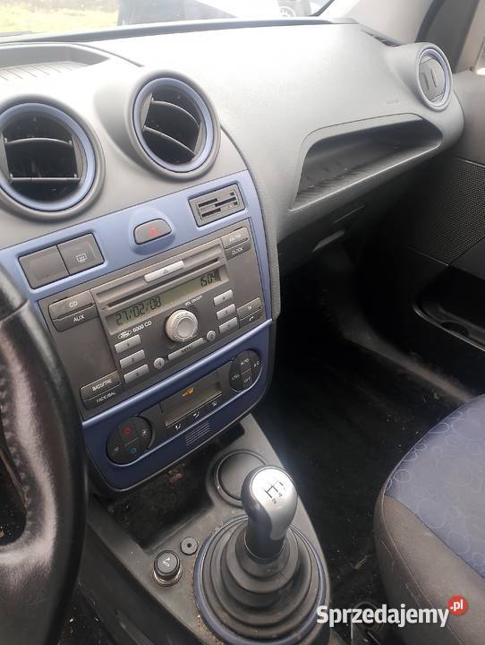 Ford Fiesta MK6 uszkodzony Inwałd