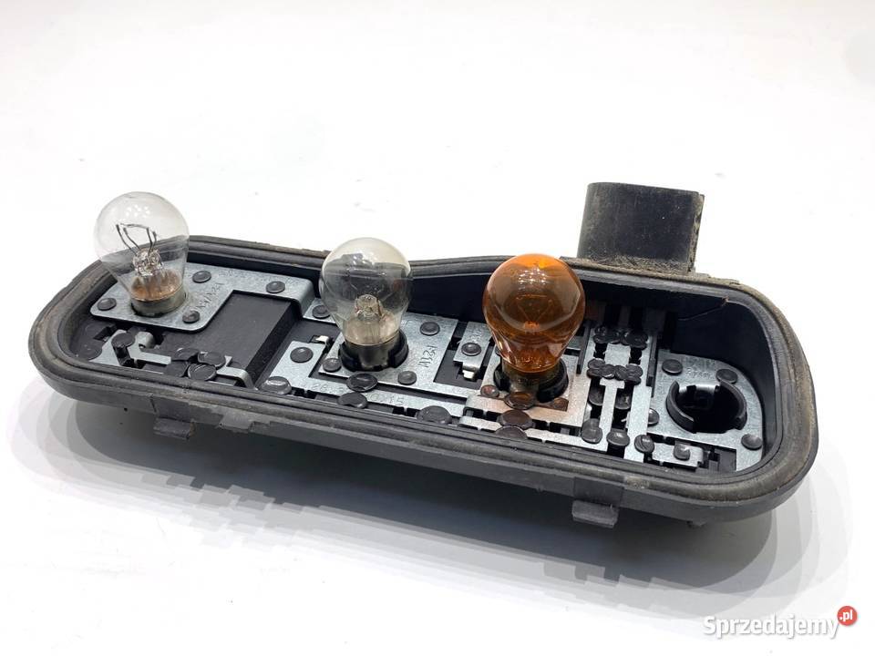WKŁAD LAMPY PRAWY TYŁ AUDI A4 B6 Kombi 0005 sprzedam