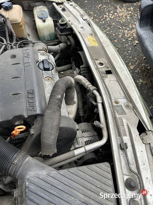 Skoda felicja 16 benzyna z klimatyzacja Wrząsowice