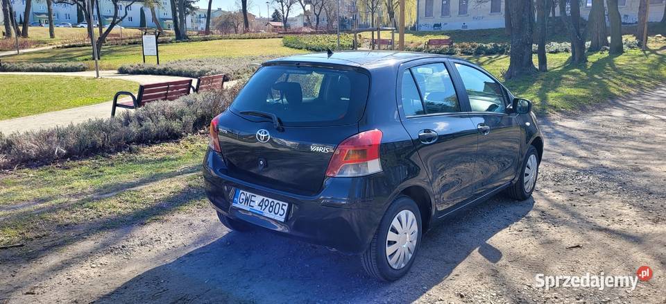 Toyota Yaris II 10 VVTi 2010r salon benzyna Tczew