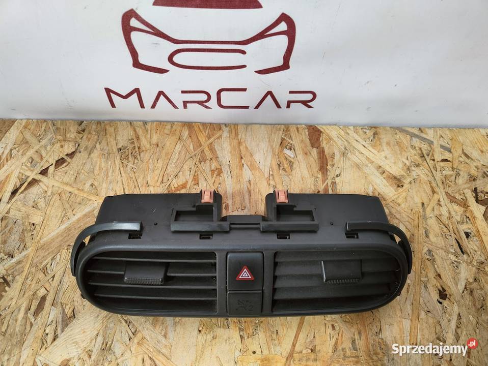 Kratka Nawiewu Suzuki Splash 7361051K00S1S