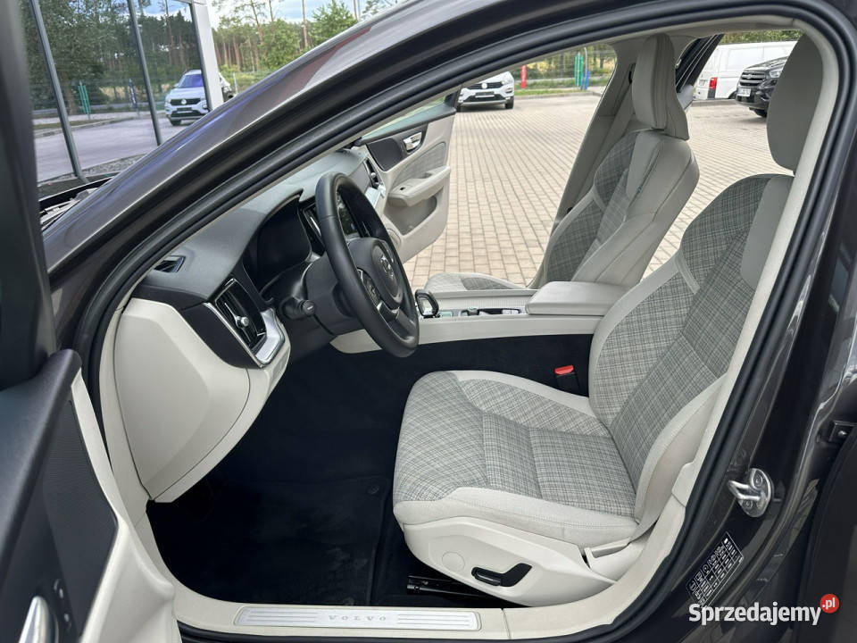 Volvo V60 Salon Polska Andoid Grzane fot Kamera