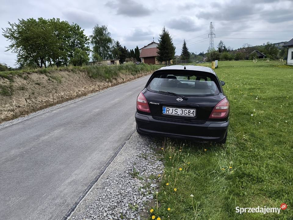Sprzedam Nissan almera benzyna sprzedam