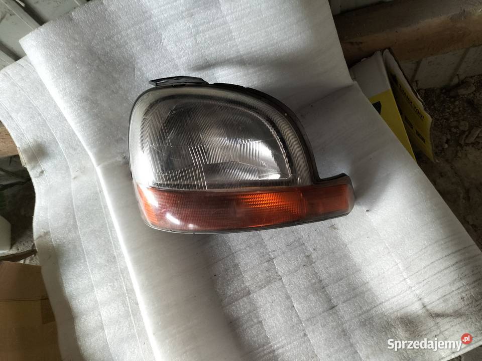 RENAULT KANGOO LAMPA PRZÓD PRZEDNIA PRAWA lampy przednie lubelskie Kamień-Kolonia