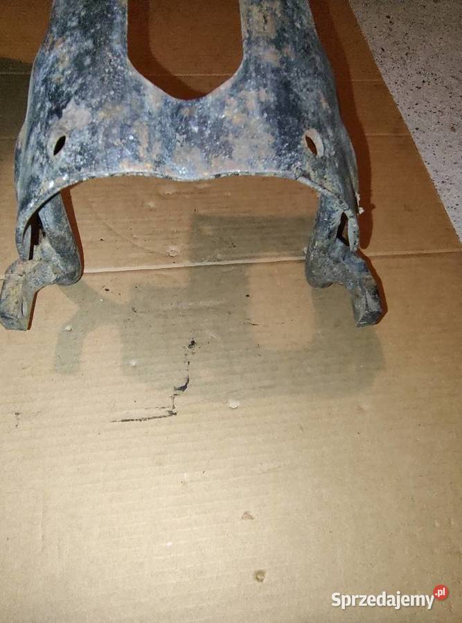 Uchwyt mocowanie błotnik tylny K750 Leszno