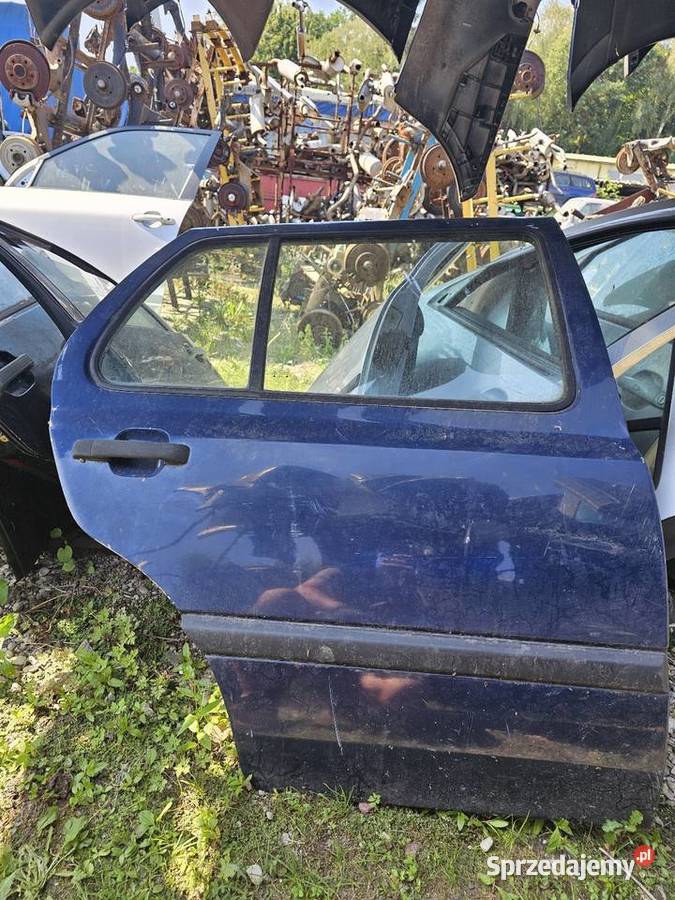 Dzwi golf 3 prawy tył sprzedam