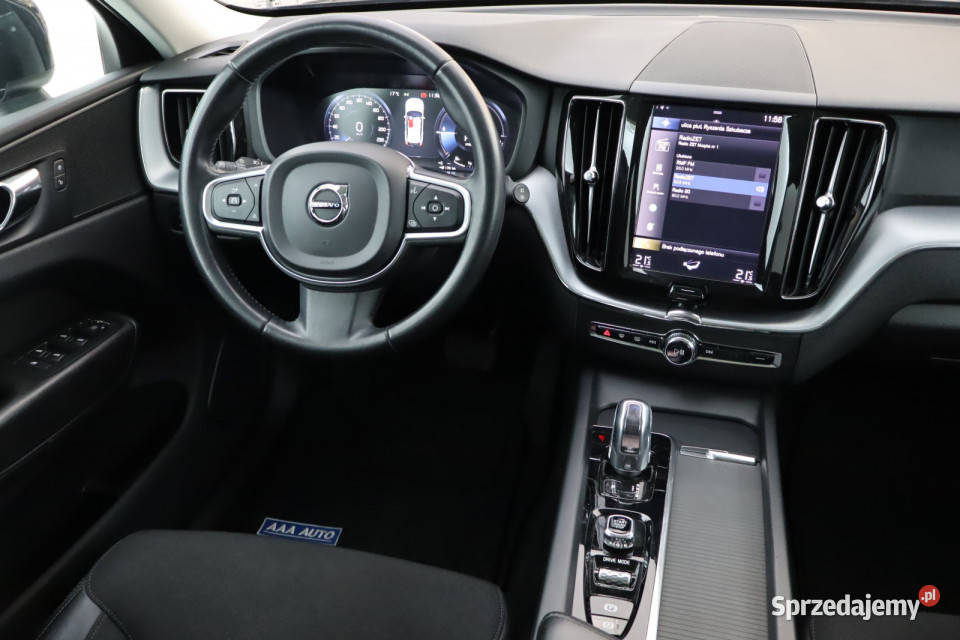 Volvo XC60 T8 Twin Engine Rok produkcji 2018 sprzedam