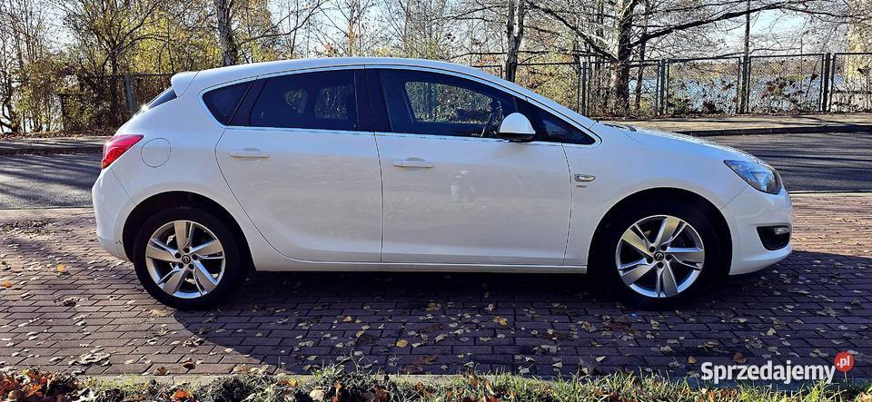 Opel Astra J 14 turbo 120 super stan tech