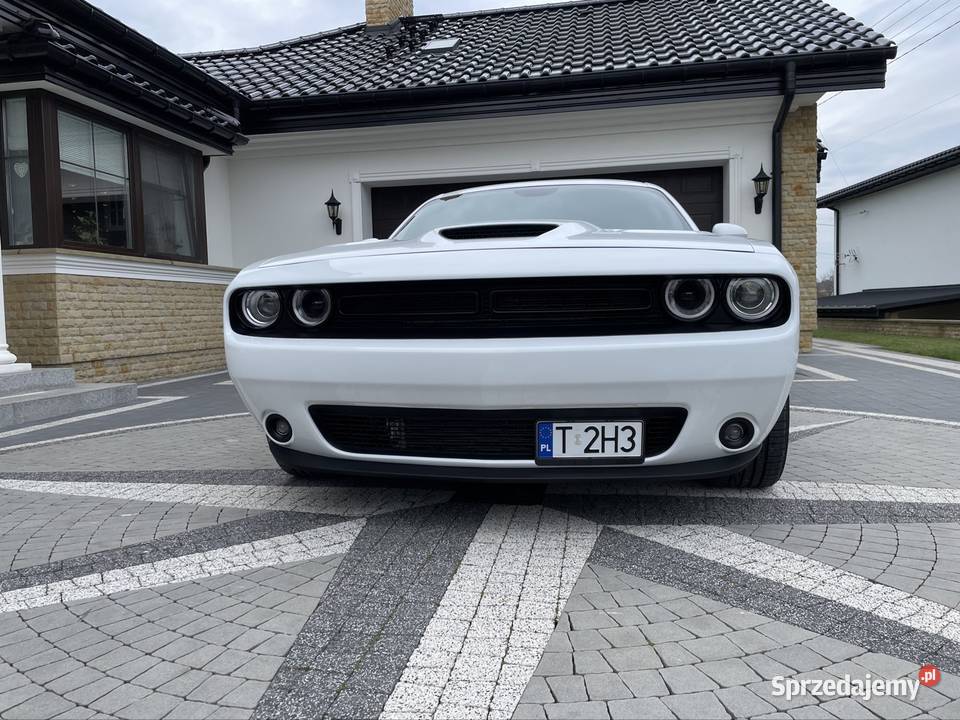 Dodge Challenger 64 ScatPack kamera cofania świętokrzyskie