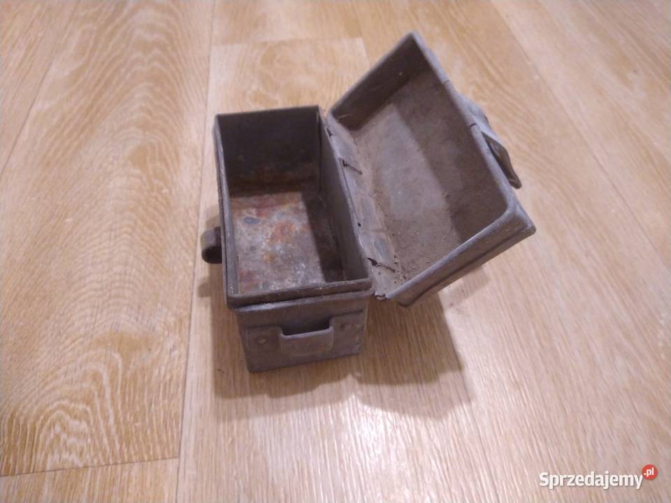 Skrzynka na patrony PKP Ostrowiec Świętokrzyski sprzedam