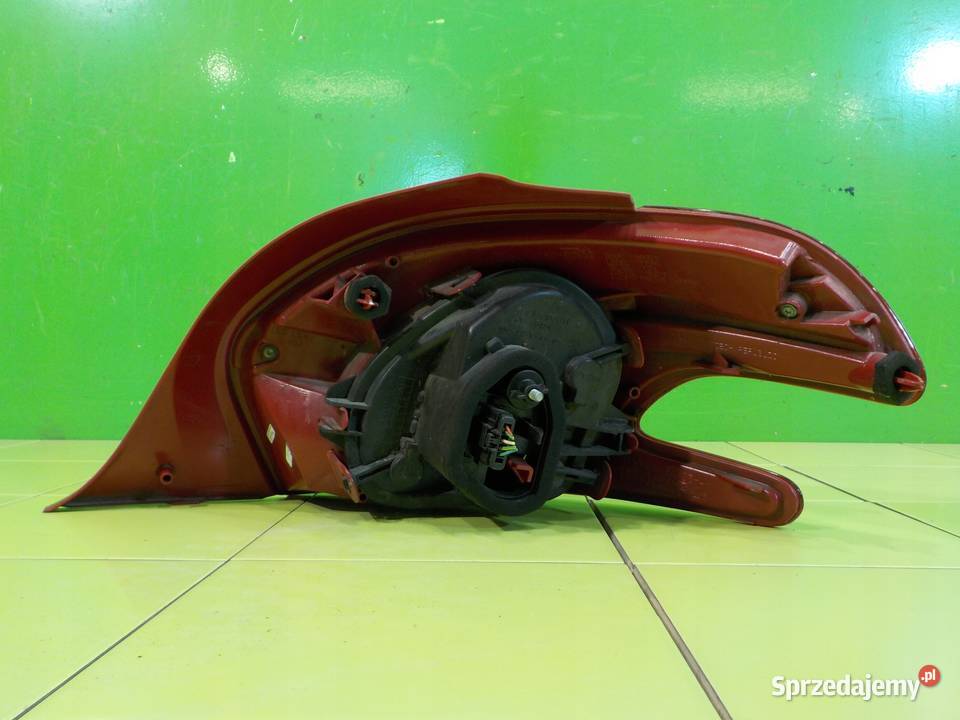 PEUGEOT 208 I 16 EHDI 13r HB 3D lampa lewa tyl mazowieckie Suków