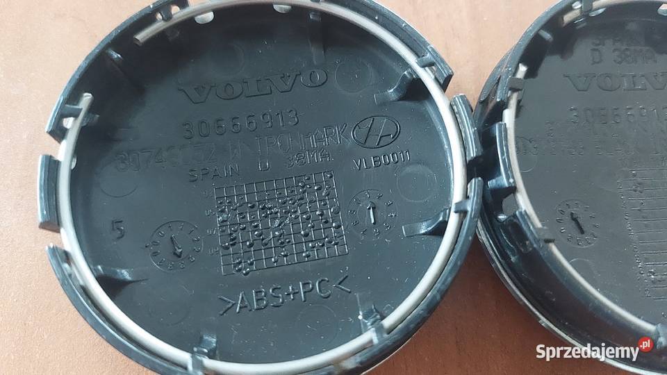 Dekielek VOLVO 63 mm 30666913 2 sztuki Szczecin
