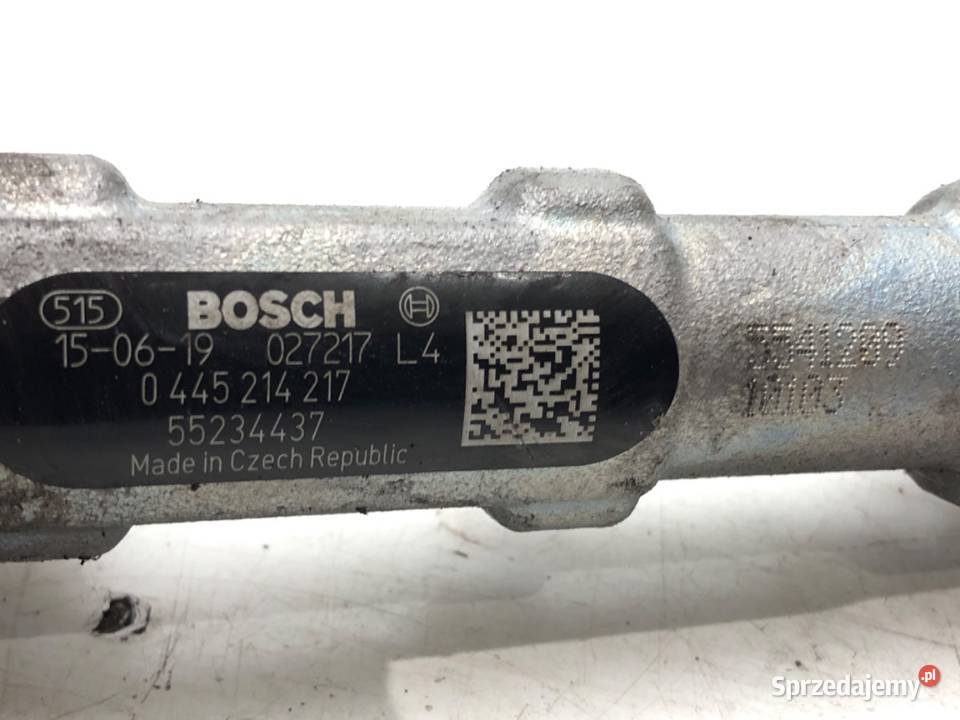 LISTWA WTRYSKOWA SUZUKI SWIFT IV 55234437 13 75 osobowe