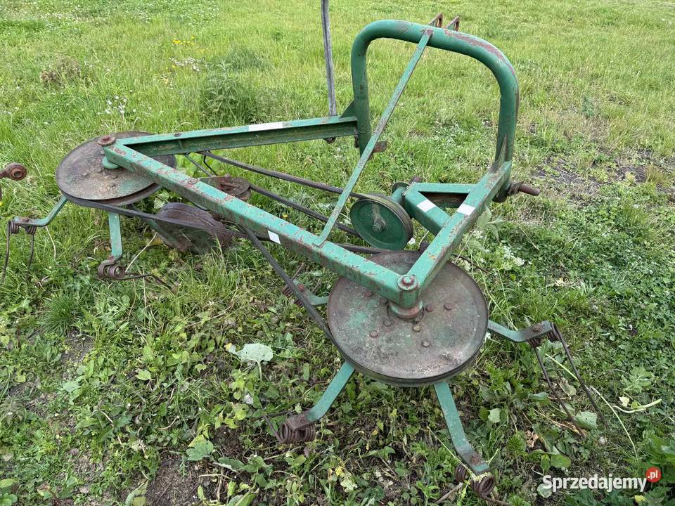 Karuzelaprzetrząsarka pająk Zgrabiarki i przetrząsacze Szopy