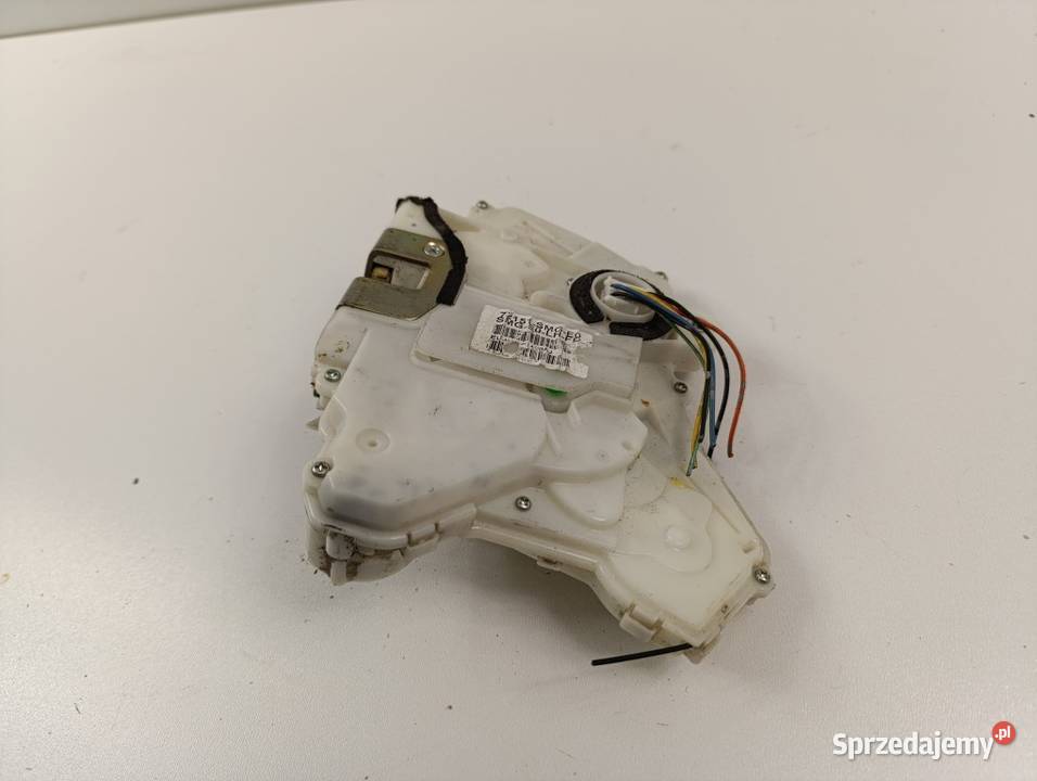 HONDA CIVIC TYPES VIII UFO 5D ZAMEK DRZWI PRZÓD Zbierkowo