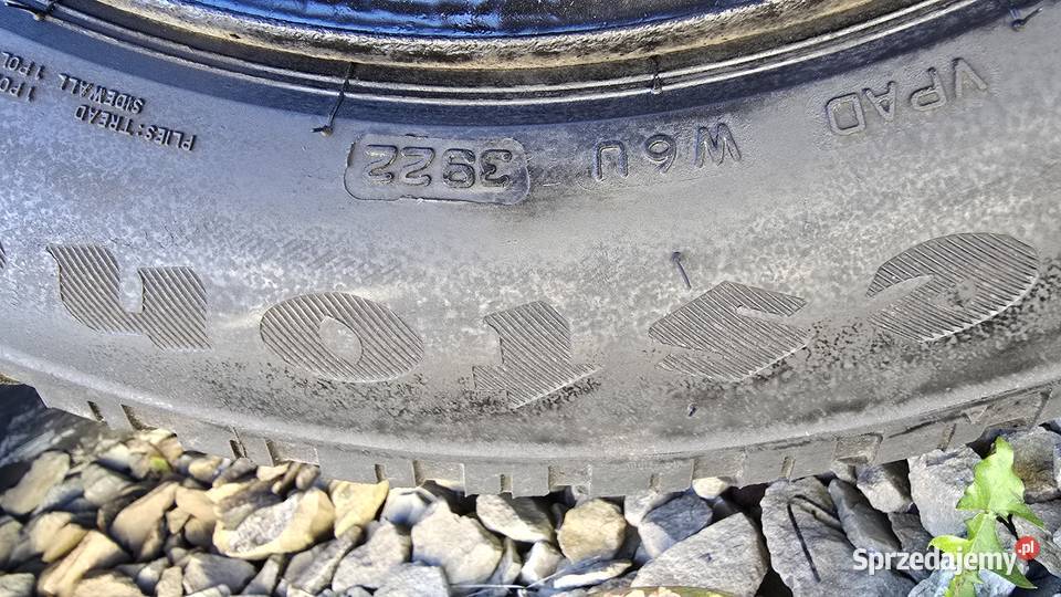 Opony zimowe na felgach 2 Hankook i 2 Firestone Jasło sprzedam