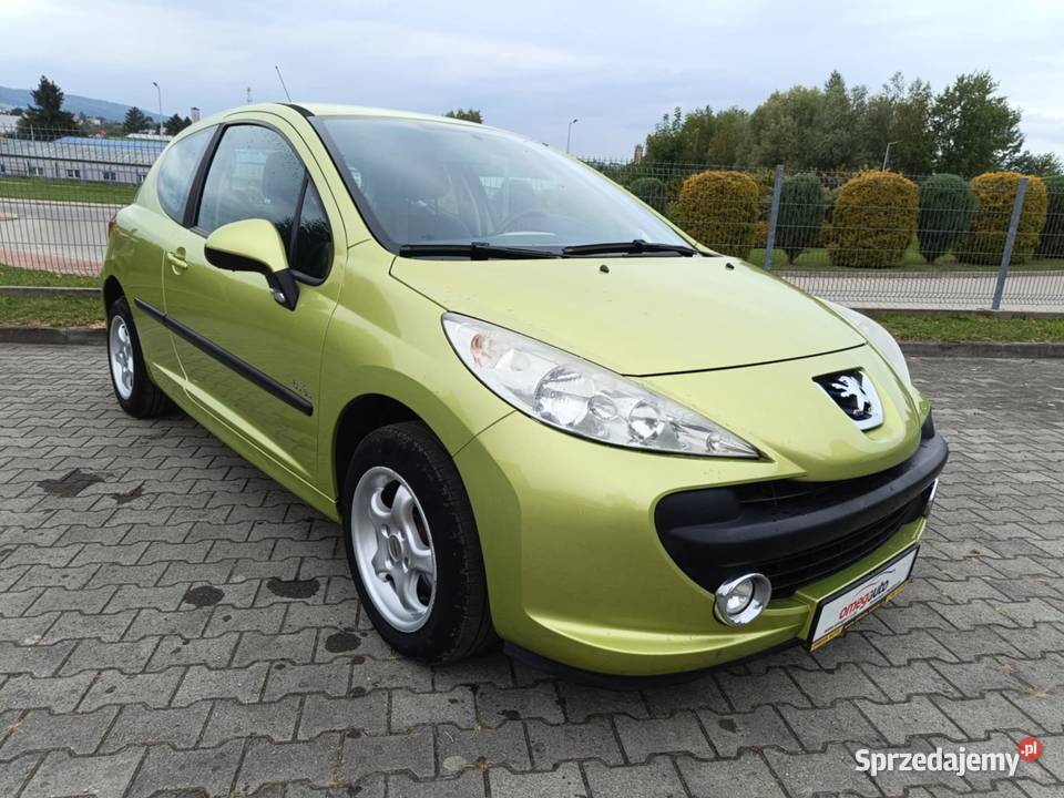 Peugeot 207 Hatchback 5d 14 VTi 95 2009 207 podkarpackie Sanok