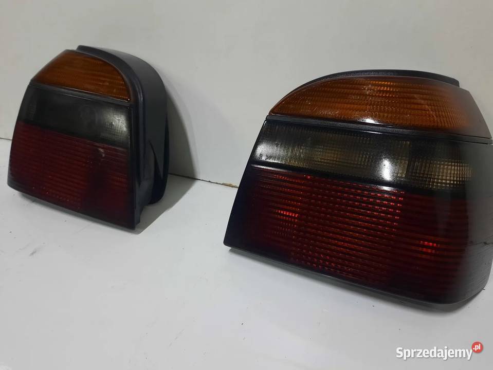 301GVW GOLF III 3 GT LAMPA LEWA PRAWA TYLNA osobowe Oświetlenie