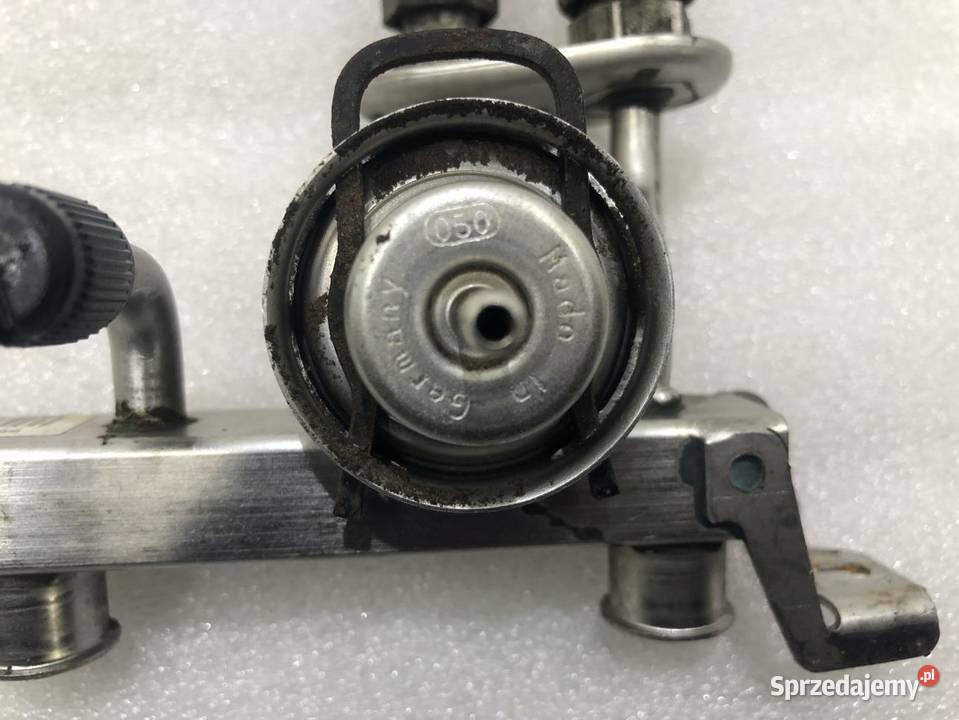 LISTWA WTRYSKOWA OPEL CORSA B 10 12V 0280151044 sprzedam