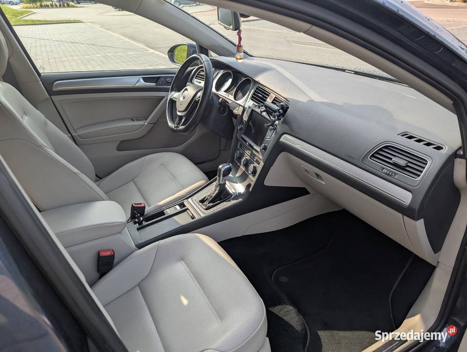 Volkswagen eGolf idealny do miasta skóra grzane ABS Golf Gdynia