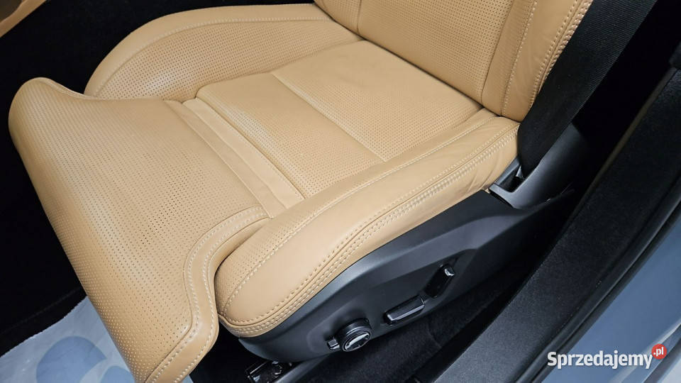 Volvo XC 90 T8 AWD PlugIn Ultimate Bright 7o Z Warszawa sprzedam