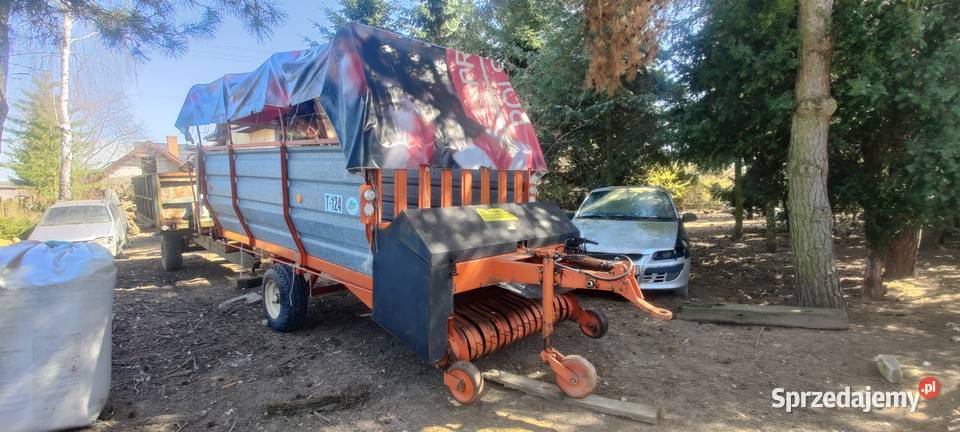 Przyczepa Samozbierająca T124 polska nieuszkodzony Trawniki-Kolonia sprzedam